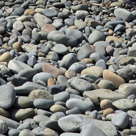 ... na jedinečný ženský retreat u moře v Chorvatsku, v oblasti Pula. Tento retreat není o výkonu. Je o návratu k sobě. 7 dní u moře, kde můžeš uvolnit tělo, zklidnit mysl, znovu pocítit lehkost a radost.